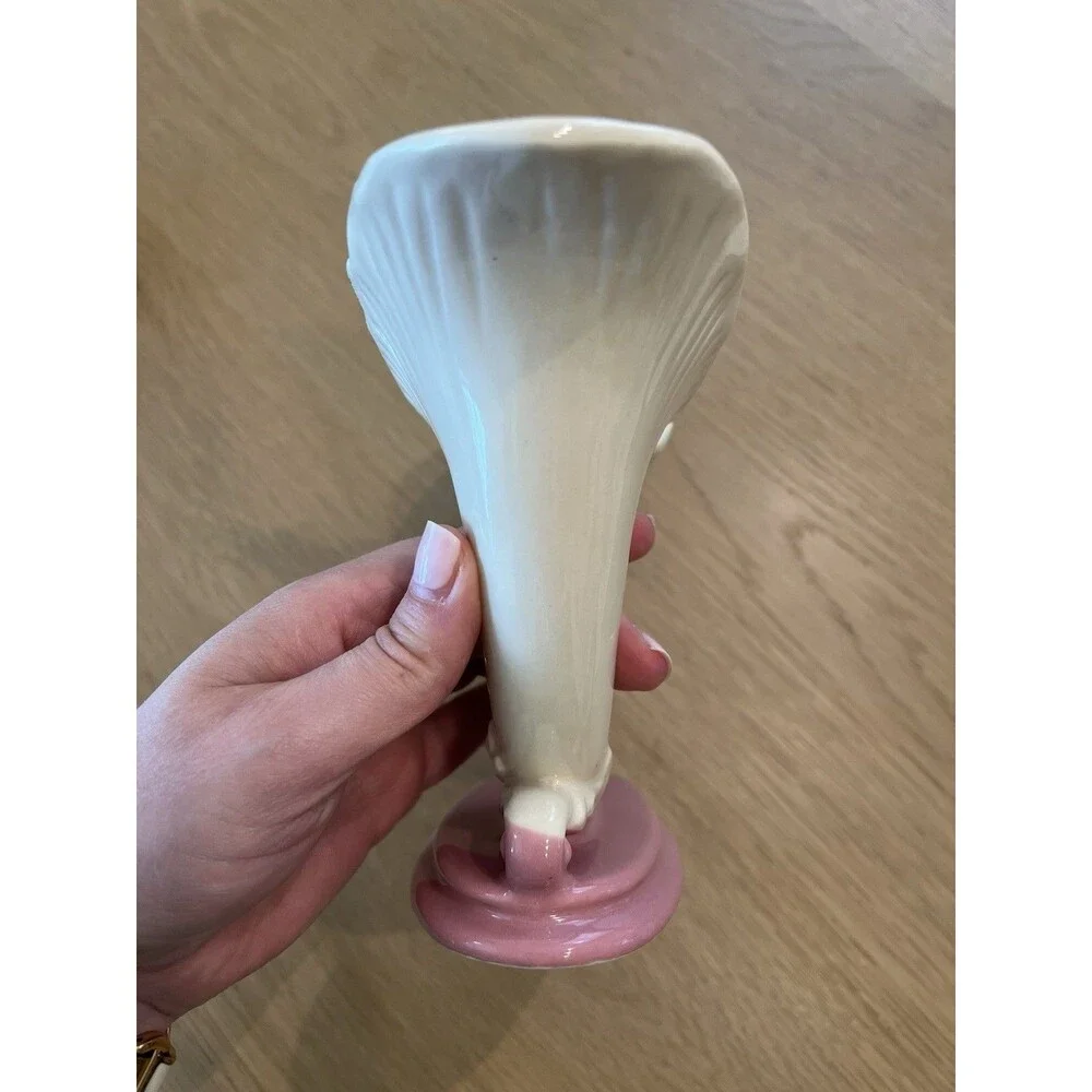 Vintage Light Pink Double Cornucopia - 5-1/2" Tall - Gloss Finish - Picture 4 of 8